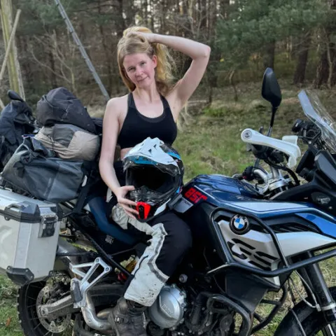 @bikergirl_97