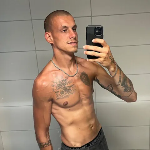@ceecedric