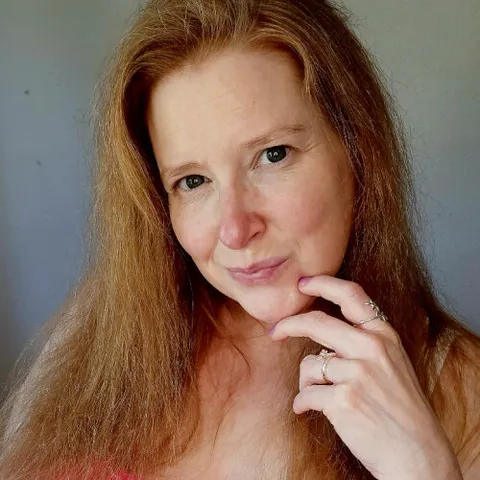 @curlydreams