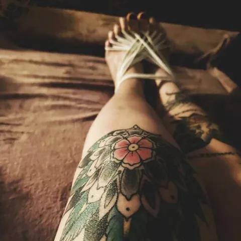 @feeetish
