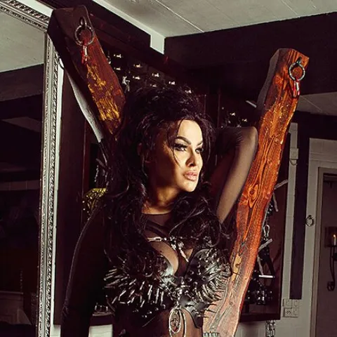 @fetischqueen_be