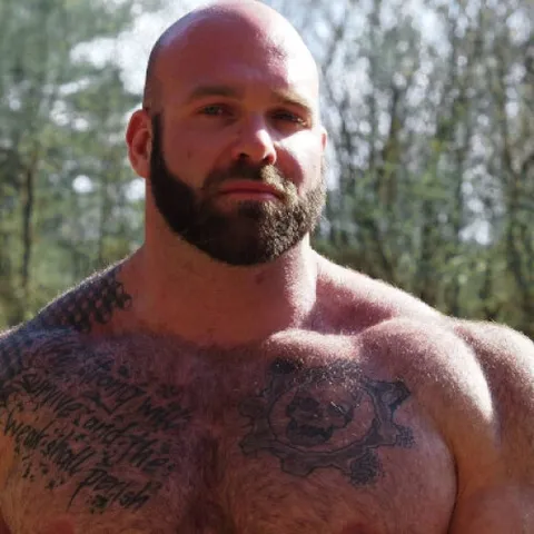 @hairy_musclebear