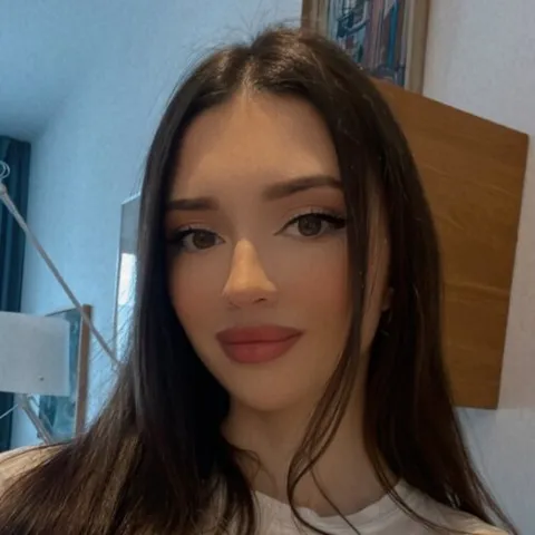 @horny_girl