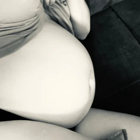 @horny_pregnant_couple