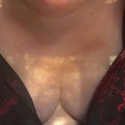 @hotshelly