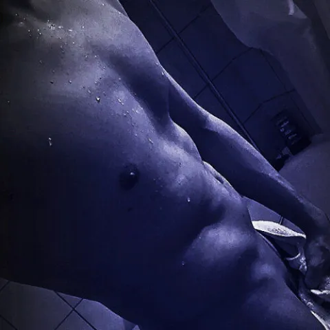 @italyplayboy1995
