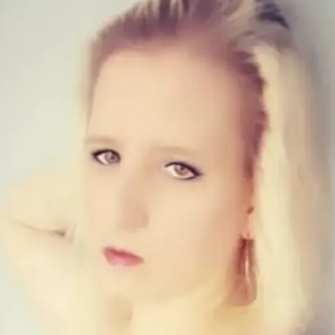 @justme79