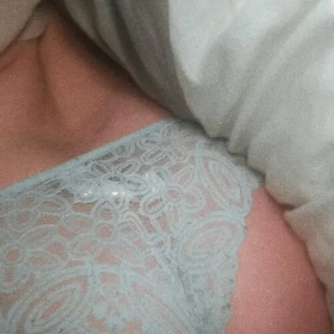 @kiwicurvy