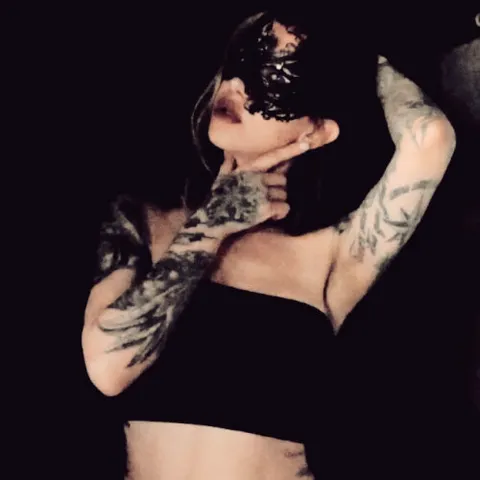 @lady_of_the_dark_phoenix