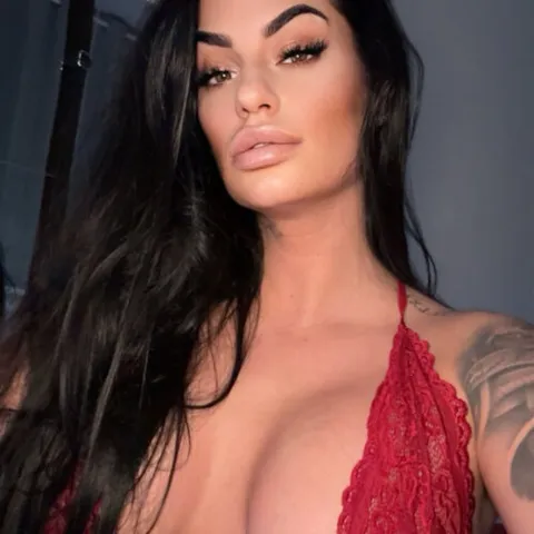 @ladytara