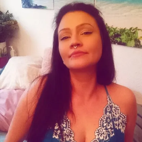 @melaniehatlust