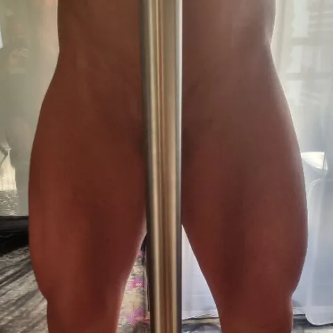 @musclegirl