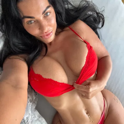 @nadine_kerastas