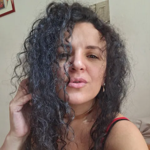 @nataliacurly