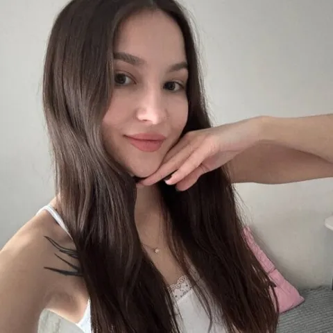 @naughtyanna
