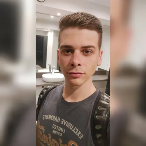 @onlyjulian
