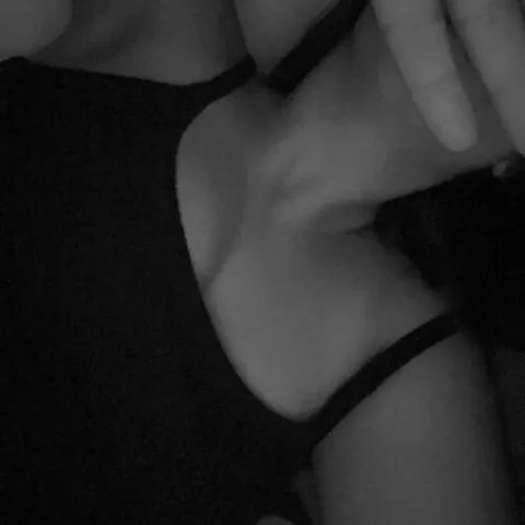 @seliiina.xx