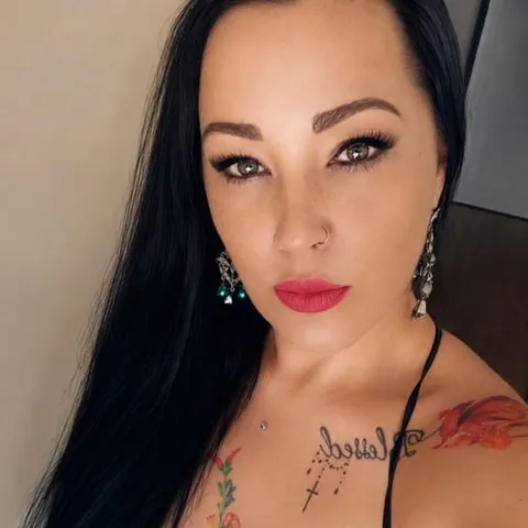 @sheislight