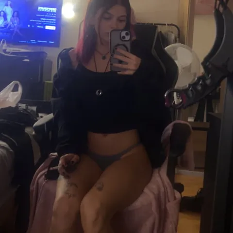 @succubussmggr