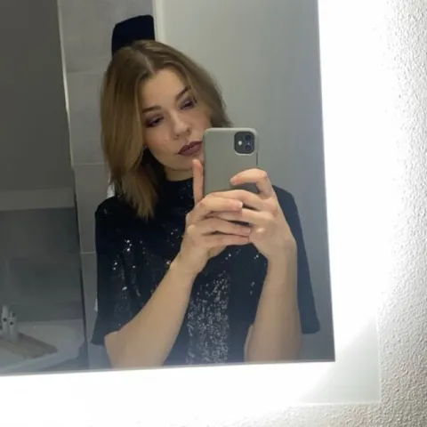@t_amara