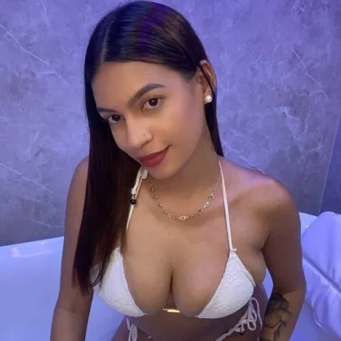 @theresaa