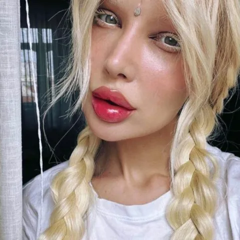@traumjana