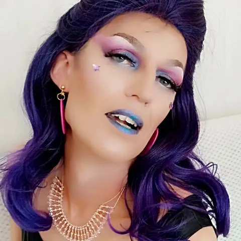 @alexalovesit