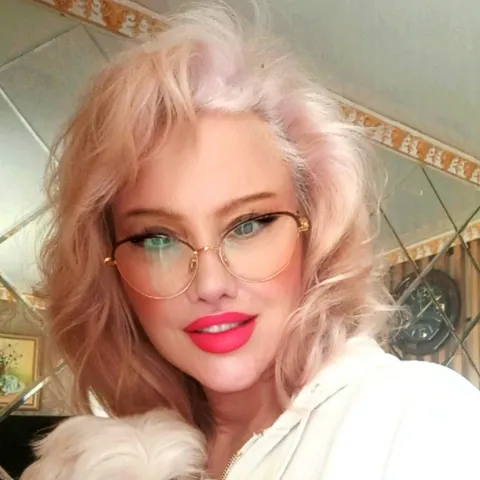 @alyonuchka