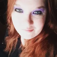 @bustylizziegrey