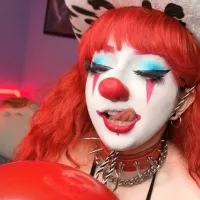 @clussyclown