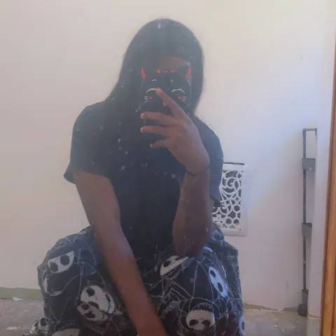 @daddys_slutty_kitten