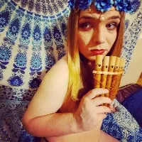 @dakotasnowandtell