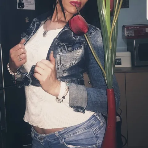 @irisgoddess