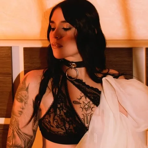 @jennvalk