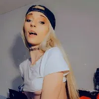 @kushiekitten