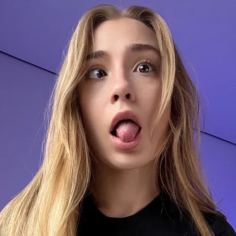 @liaairi