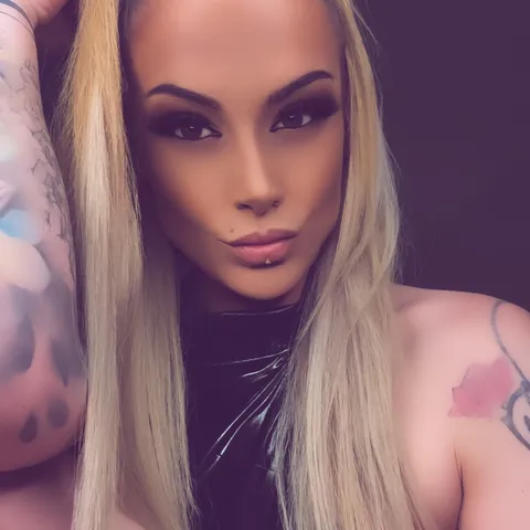 @mistressraya