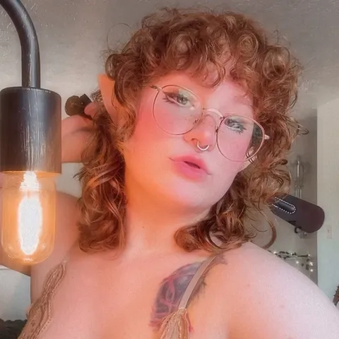 @mommymoss