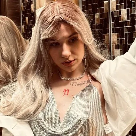 @nora_mills