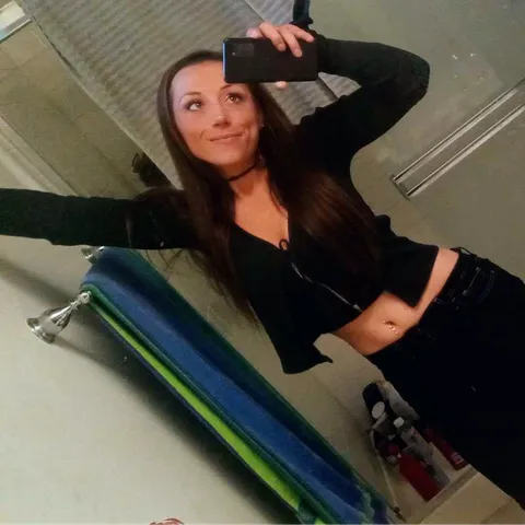 @of_queenlala