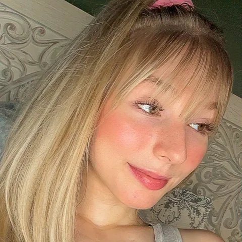@queenlxna