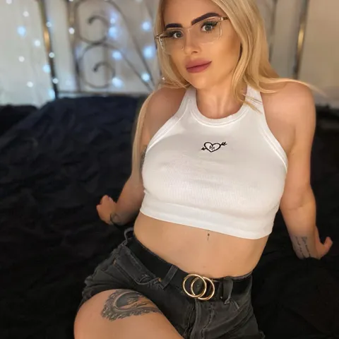 @teaganxo