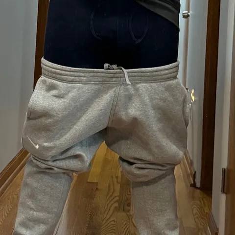@the-average-gay