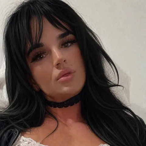 @yourtswife