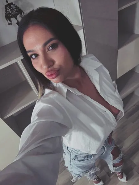 @96adelina