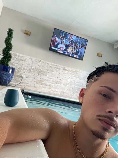 @aaron_2021