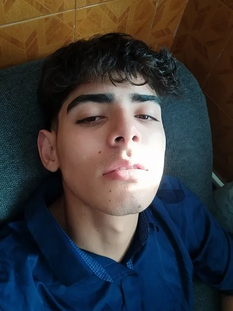 @aaron_20_1la