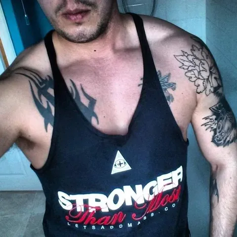 @aaron_geordie