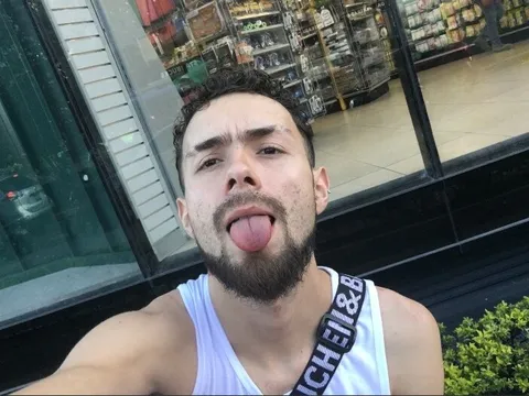 @aaron_m