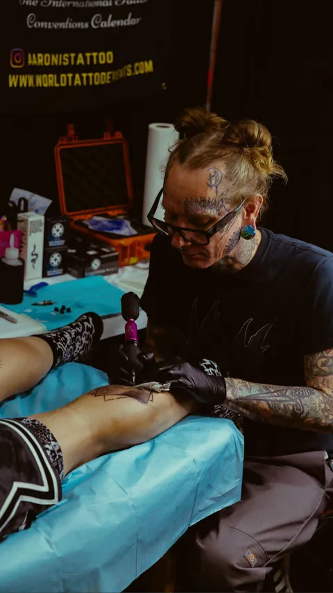 @aaronistattoo